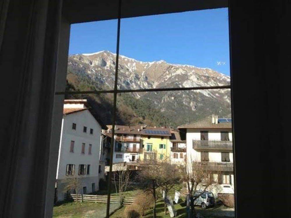 Albergo メッツォラゴ エクステリア 写真