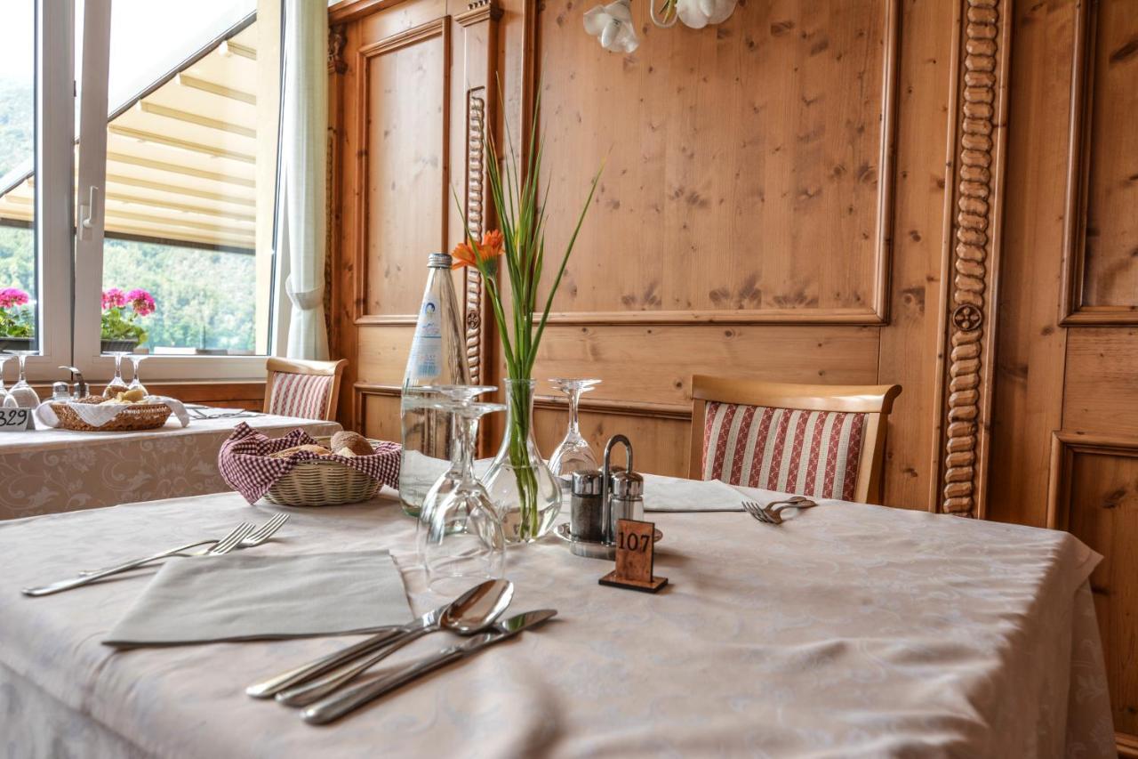 Albergo メッツォラゴ エクステリア 写真